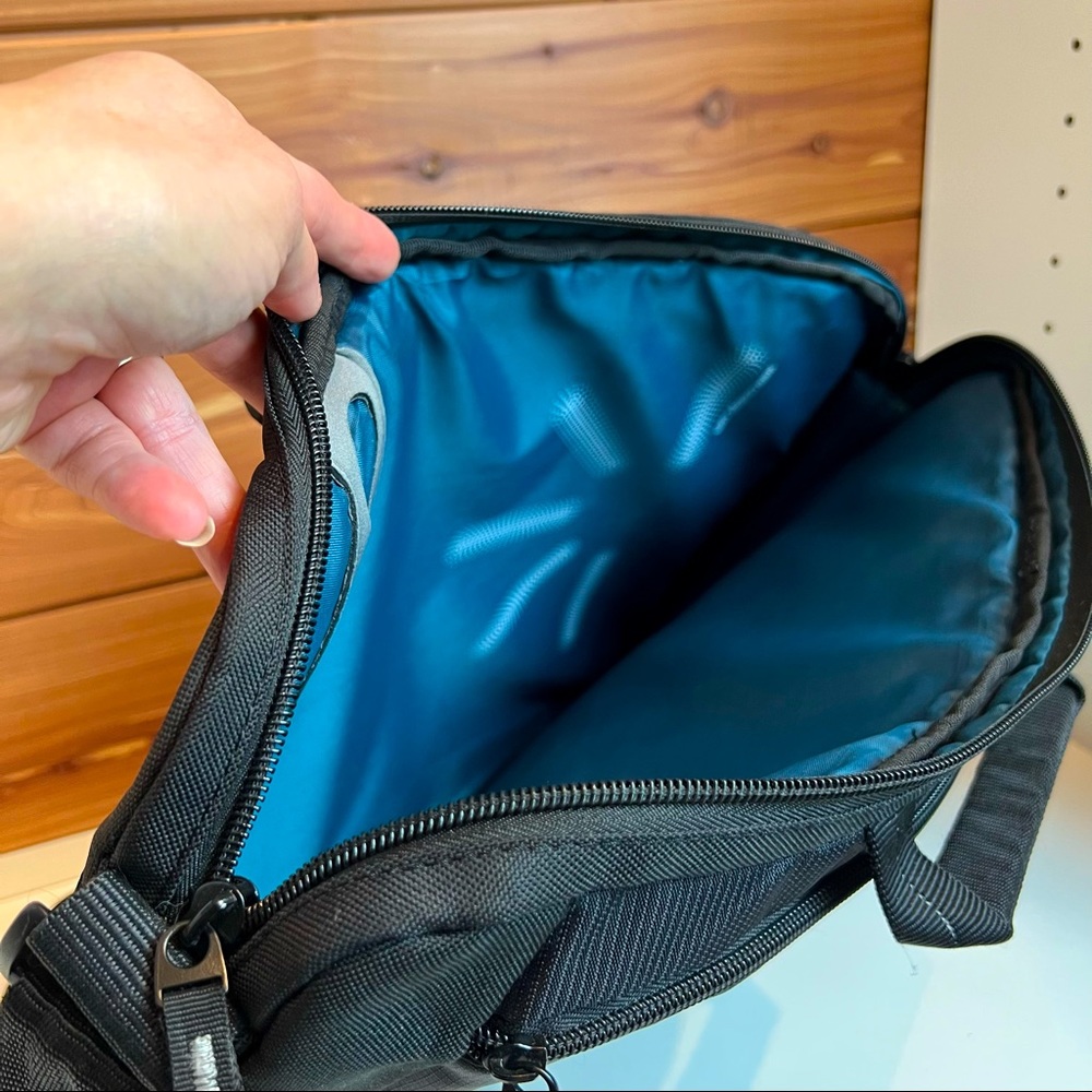 Case Logic Computer Bag - image 4